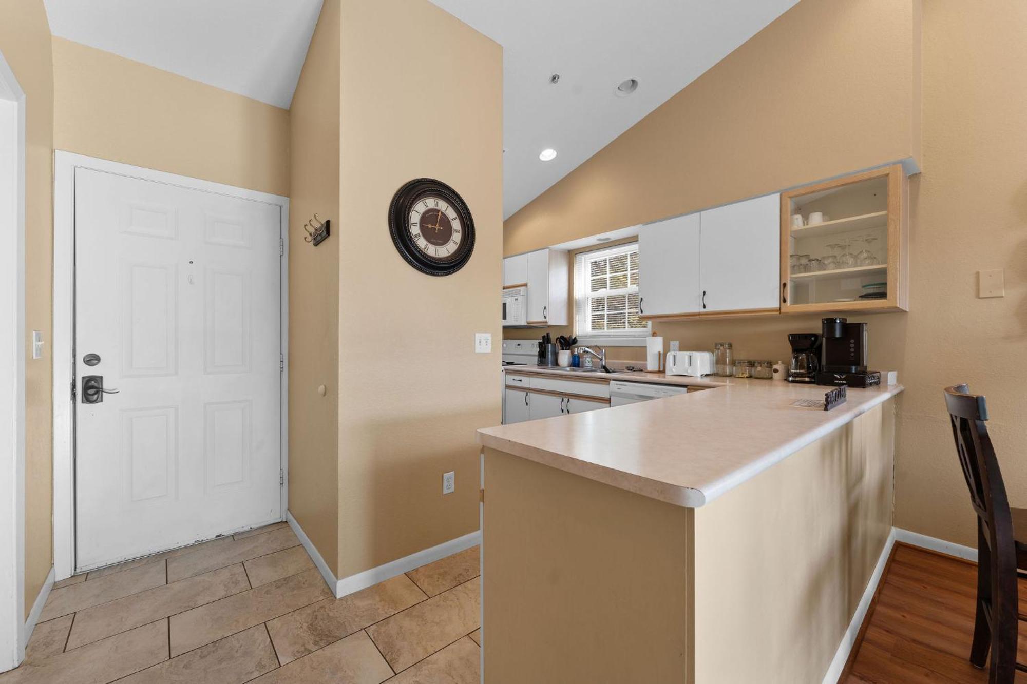 Point Lookout Cozy Top Floor 2Br Condo With View And Amenities!! المظهر الخارجي الصورة
